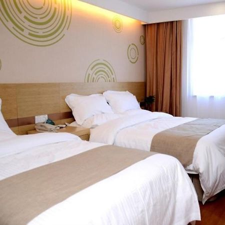 Greentree Qinghai Hainan Tibetan Autonomous Prefecture Gonghe County Express Hotel Csabcsa Kültér fotó